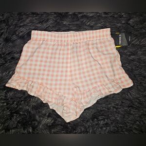 NWT Forever 21 Pink Plaid Shorts sz S, never worn in perfect condition